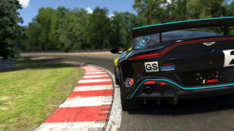 Aston Martin Vantage GT4 Official Release