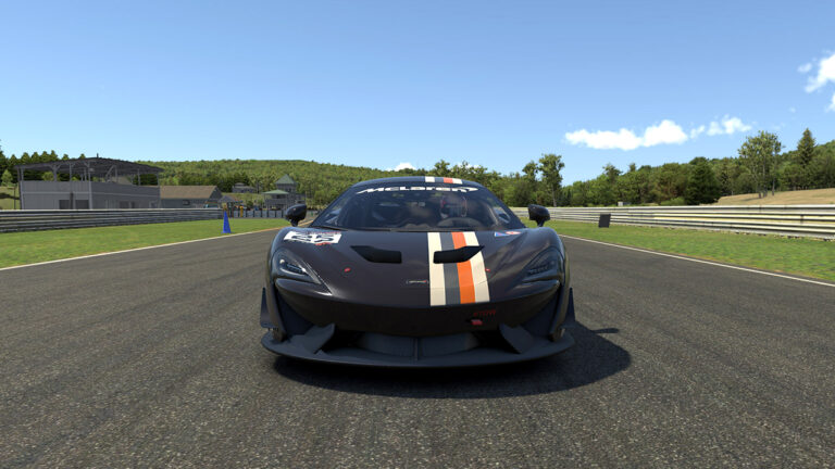 McLaren 570S GT4 Overview and Guide