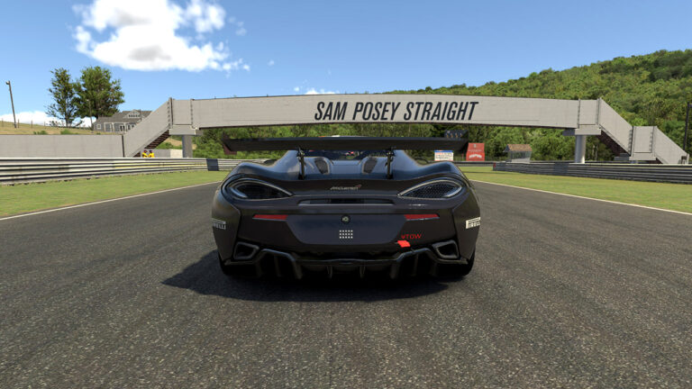 McLaren 570S GT4 – Screenshot Gallery