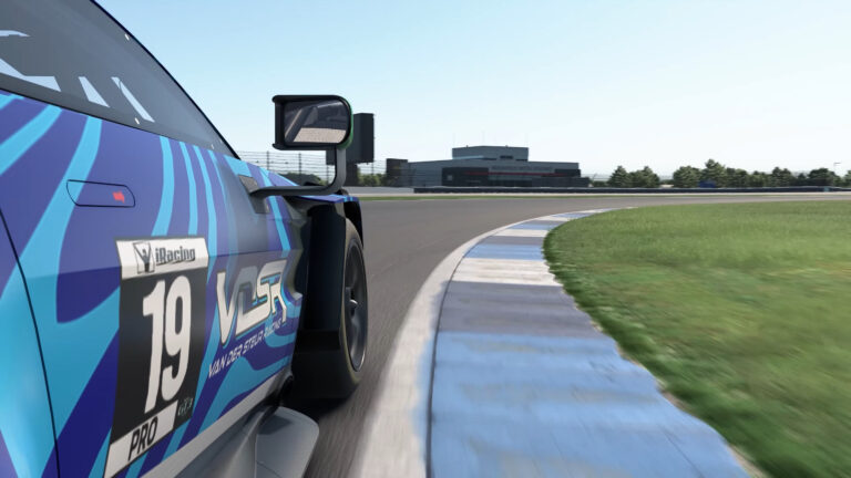 Video: Aston Martin Vantage GT3 EVO