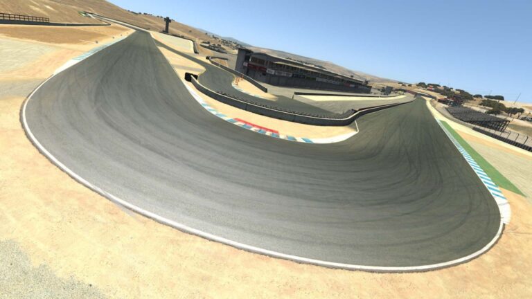 WeatherTech Raceway Laguna Seca in iRacing