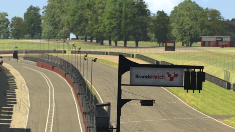 Brands Hatch Circuit in iRacing