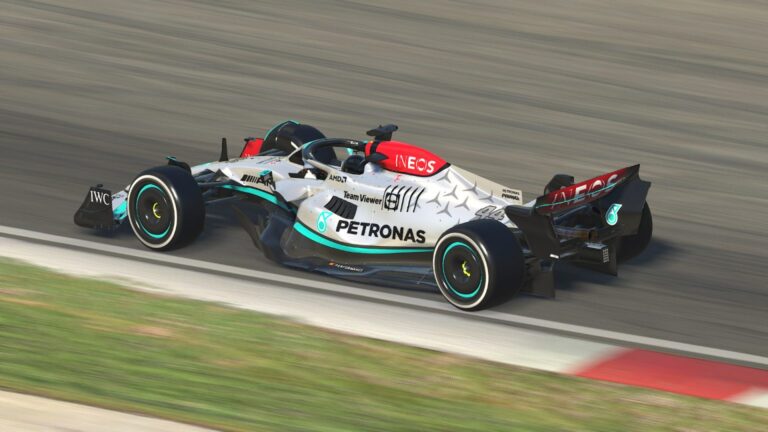 Mercedes-AMG F1 W13 in Action: Screenshot Gallery