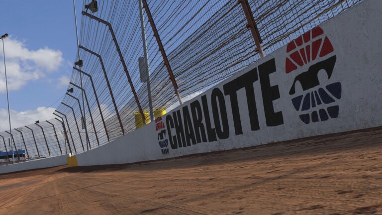 The Dirt Track at Charlotte: Screenshot Gallery