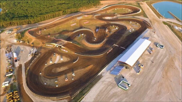Lucas Oil Speedway short-course aerial photo.